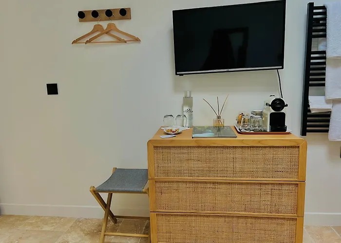 Cocon Nature Proche Bordeaux Bed and Breakfast Saint-André-de-Cubzac