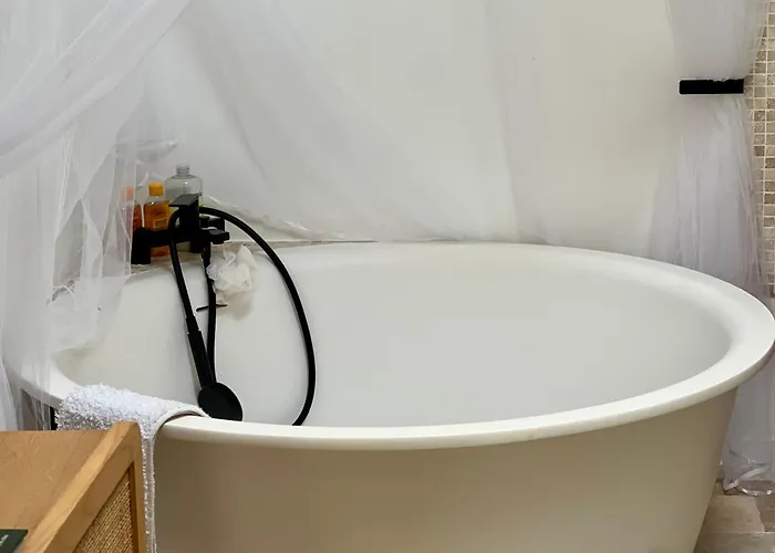 Cocon Nature Proche Bordeaux Bed and Breakfast